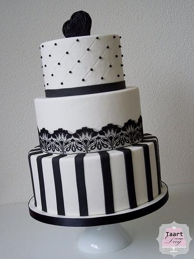 Black & White Weddingcake - Cake by Taart van eigen Deeg