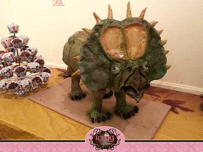 Triceratop Dinosaur Cake - Cake by IcingCupcake