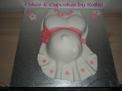 Mummy tummy - Cake by Kathy 