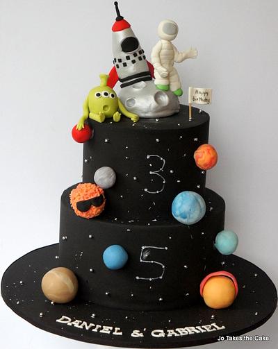 Cute Space Theme - Cake by Jo Finlayson (Jo Takes the Cake)