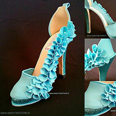 Teal Blue Glitter Shoe - Cake by Sweet Creations