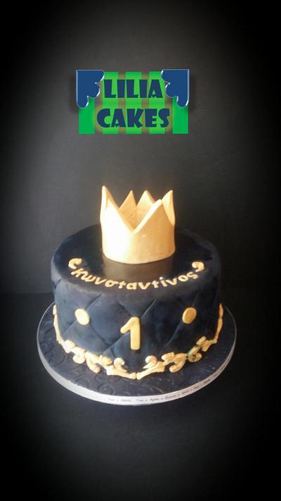 Crown cake  - Cake by LiliaCakes
