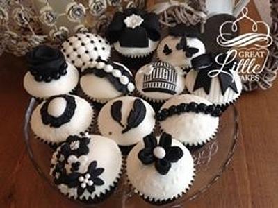 Black and White - Cake by Great Little Bakes