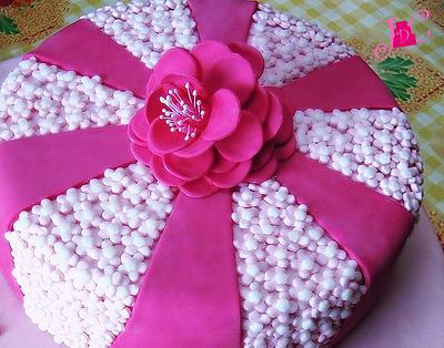A cake with flowers - Cake by Charina