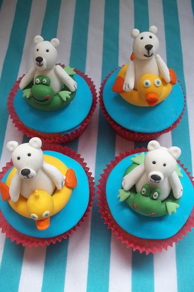 Polar bear cupcakes - Cake by Despoina Karasavvidou
