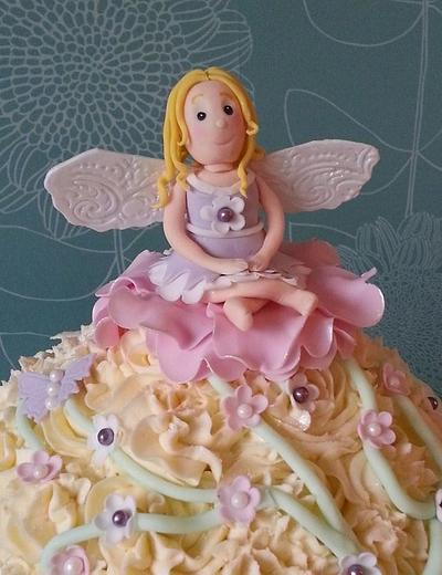 Springtime Fairy  - Cake by lisa-marie green