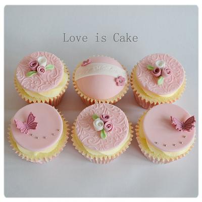 Mother's day Cupcakes  - Cake by Helen Geraghty