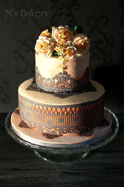 Lace and Roses - Cake by M's Bakery