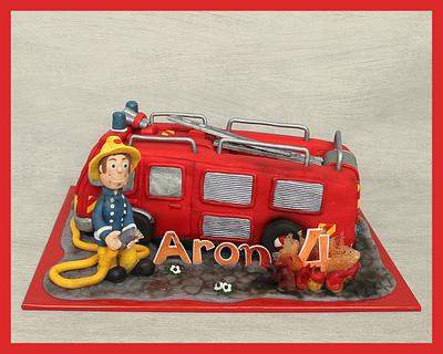 Fireman Sam - Cake by Karen Dodenbier