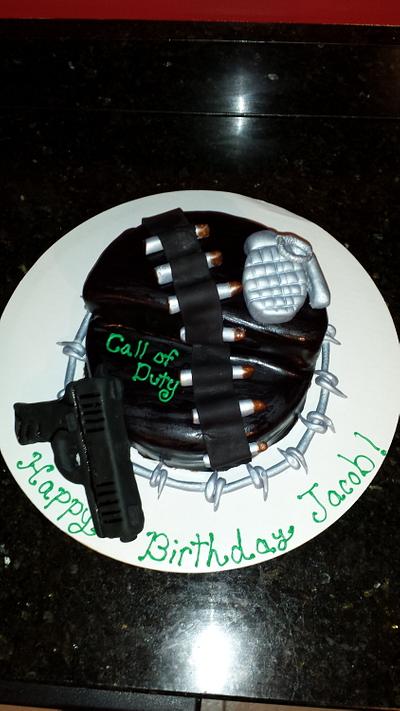 call of duty - Cake by Amber Rhofiry