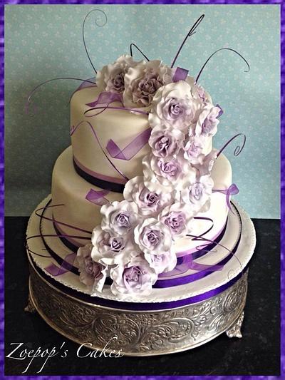 Lilac Roses - Cake by Zoepop