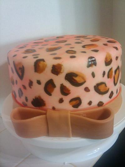 Leopard Theme - Cake by Wanda