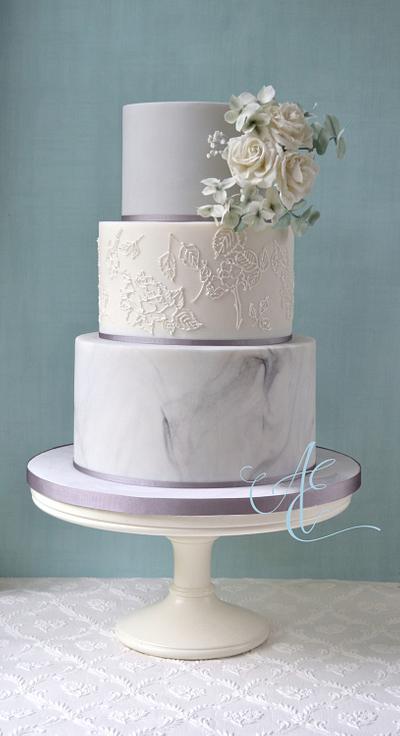 Kim - Cake by Amanda Earl Cake Design