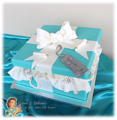 Tiffany box cake - Cake by Sara Solimes Party solutions