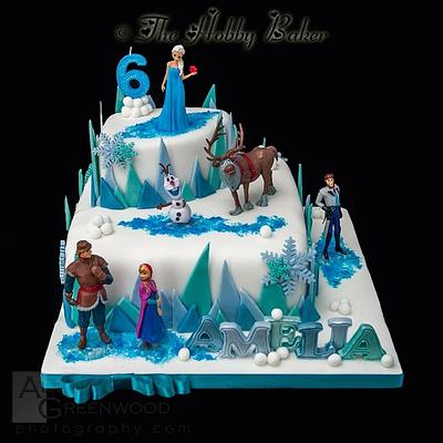 Frozen  - Cake by The hobby baker 