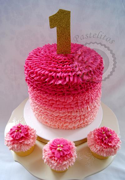 PINKISH RUFFLE OMBRE CREAMY CAKE - Cake by Pastelitos Cake Boutique 