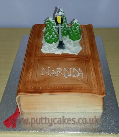 Narnia - Cake by Putty Cakes