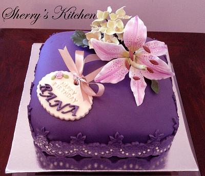 Lilly and Hydrangea Birthday cake - Cake by Elite Sweet Cakes