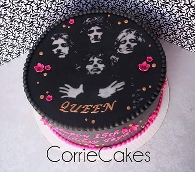 Queen Cake - Cake by Corrie