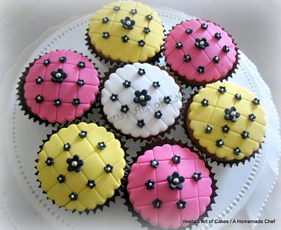 Lattice Design Cupcakes  - Cake by Veenas Art of Cakes 