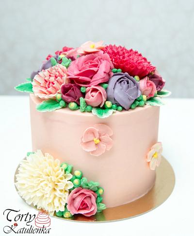 Buttercream Flowers Pink Cake - Cake by Torty Katulienka