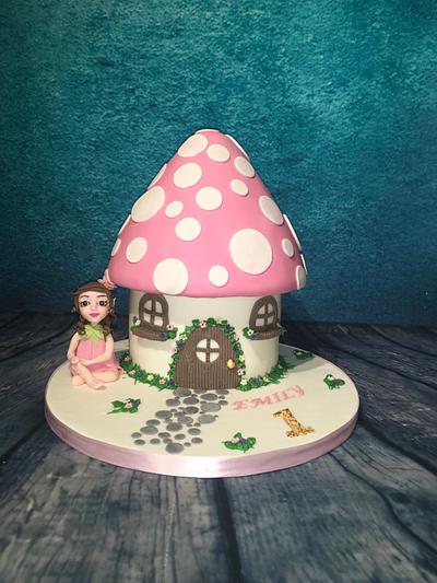 Fairy first birthday - Cake by Maria-Louise Cakes