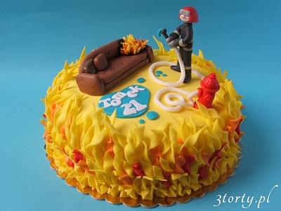 Firefighter and burning couch - Cake by 3torty