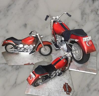 Motor cycle cake - Cake by Dsweetcakery