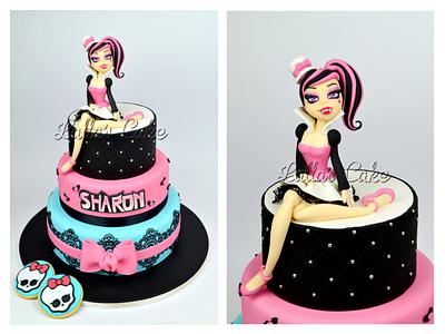Monster High Cake - Cake by Lalla's Cake
