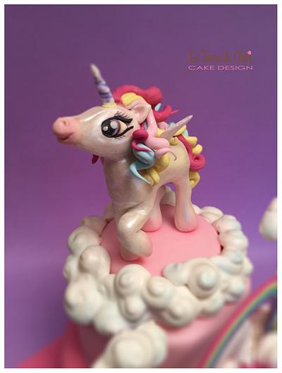 A magic unicorn! - Cake by Rita Cannova