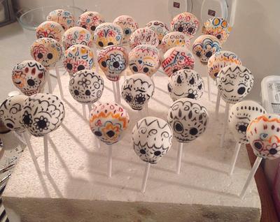 Hand painted day of dead cake pops !  - Cake by Claire