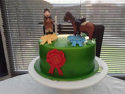 Horse show jumping cake - Cake by Sweet Lakes Cakes