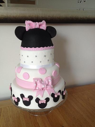 Minnie Mouse cake  - Cake by Thecandycake