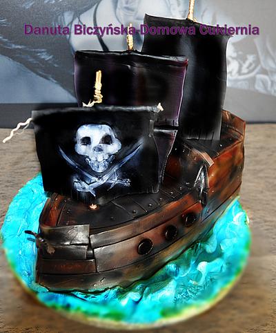 pirate ship - Cake by danadana2