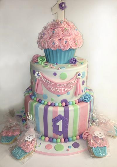 First Birthday Cupcake Cake - Cake by Dani