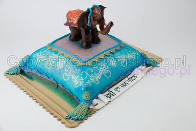 Bollywood style cake / Tort w stylu Bollywood  - Cake by Edyta rogwojskiego.pl