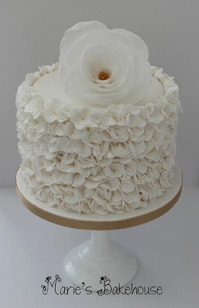 Flower ruffles and rice paper flower - Cake by Marie's Bakehouse