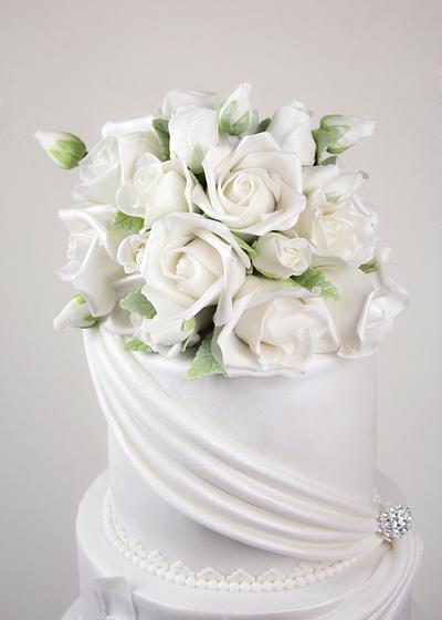 Cake Flowers - Cake by Cesar Renteria Cakes