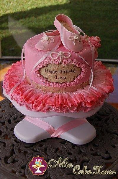 Ballerina Cake - Cake by Sheila