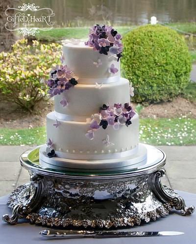 Hydrangea wedding cake - Cake by Emma Waddington - Gifted Heart Cakes