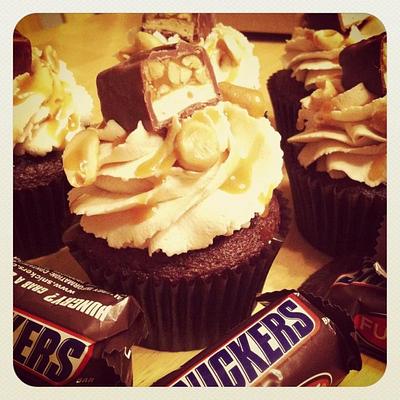 Snickers Cupcakes - Cake by Becky Pendergraft