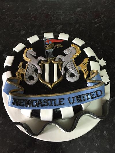 Newcastle United Cake - Cake by Becky's Cakes Spain