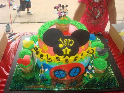 Mickey Mouse Club House Cake - Cake by Monsi Torres