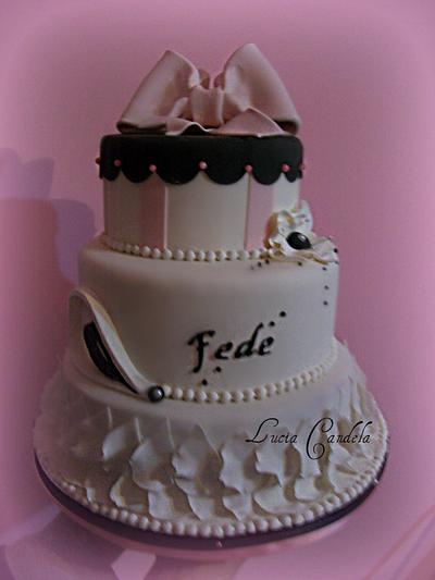 a precious gift - Cake by LUXURY CAKE BY LUCIA CANDELA