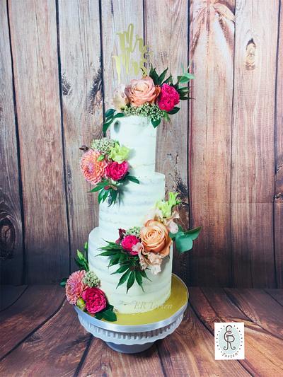 Seminakedcake with fresh flowers  - Cake by ER Torten