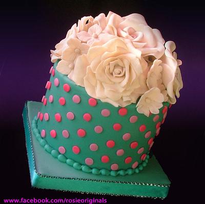 Little Fancy - Cake by Rosie Cake-Diva