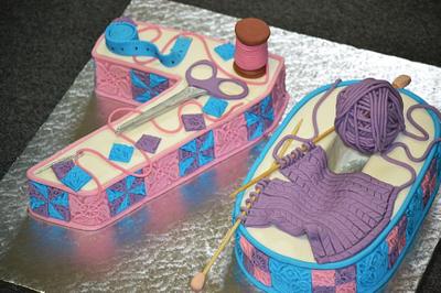 Knitting and quilting - Cake by Lize van den Heever