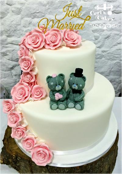 Me to you wedding cake - Cake by Ceri's Cakes