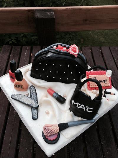 Make up birthday cake  - Cake by Rhian -Higgins Home Bakes 