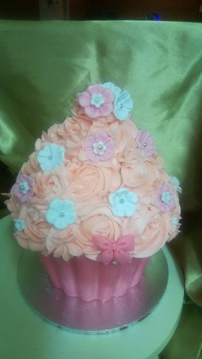 My Giant Cupcake - Cake by Unique Colourful Cakes by Debbie